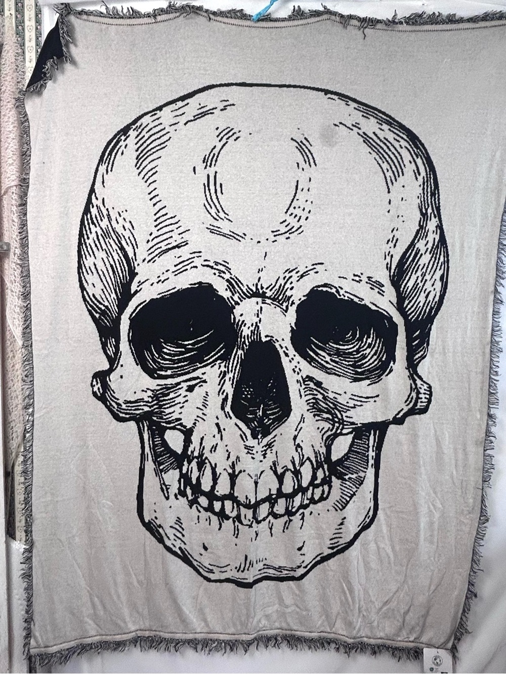 New Halloween Skull Knitted Tapestry Style Throw Blanket